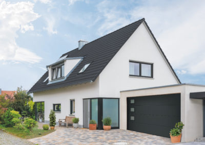 Vertical Confort - RAL 7021 - Hublots Carré PVC - Satinovo